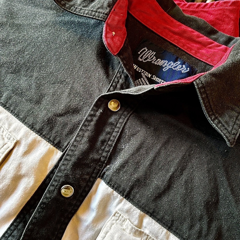 Wrangler Black Shirt with Red Collar
